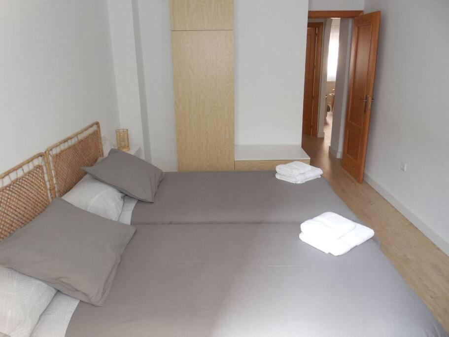 Precioso Piso De 2 Habitaciones Armilla Exterior foto